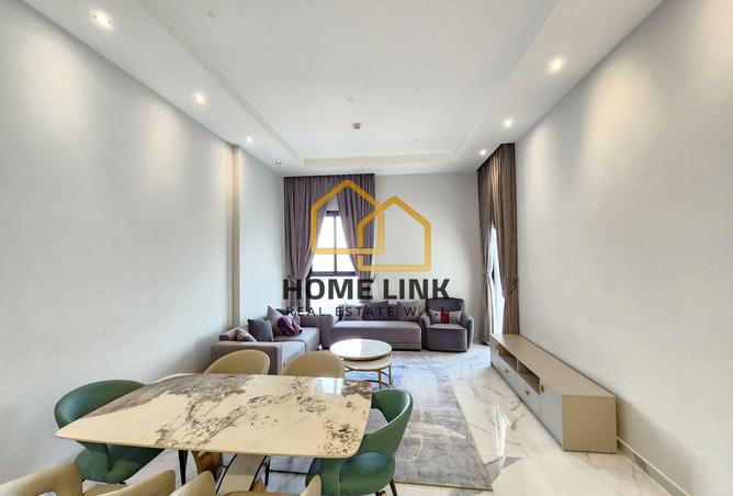 911406 - Property Image 3
