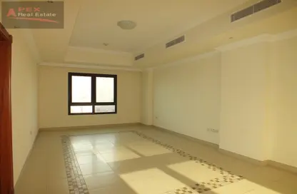 Apartment - 1 Bedroom - 2 Bathrooms for rent in Tower 29 - Porto Arabia - The Pearl Island - Doha