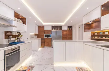 Apartment - 3 Bedrooms - 3 Bathrooms for sale in East Porto Drive - Porto Arabia - The Pearl Island - Doha