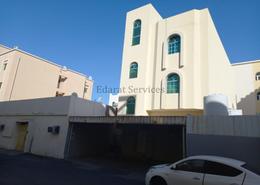 صورةمبنى خارجي لـ: فيلا - 8 غرف نوم - 6 حمامات للكراء في مدينة خليفة جنوب - مدينة خليفة - الدوحة, صورة 1