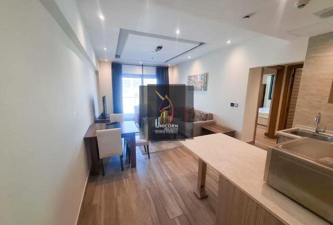 969205 - Property Image 2