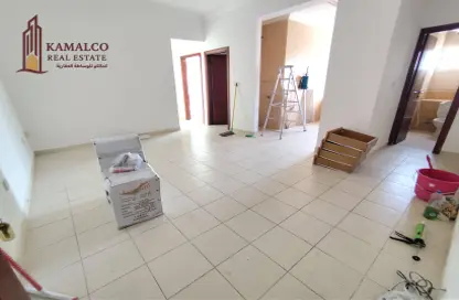 Apartment - 2 Bedrooms - 2 Bathrooms for rent in Salaja Street - Doha Al Jadeed - Doha