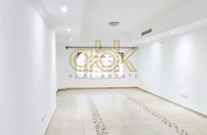 شقة - 2 غرف نوم - 3 حمامات للبيع في طريق بورتو الشرقي - بورتو أرابيا - جزيرة اللؤلؤة - الدوحة