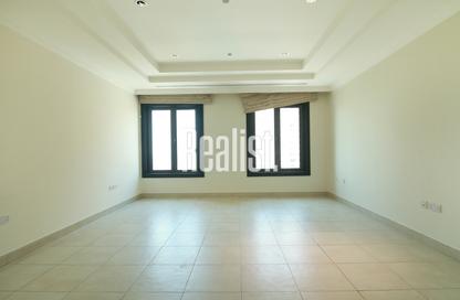 Apartment - 1 Bedroom - 2 Bathrooms for sale in East Porto Drive - Porto Arabia - The Pearl Island - Doha