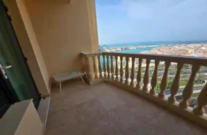 Apartment - 2 Bedrooms - 2 Bathrooms for rent in Marina Gate - Porto Arabia - The Pearl Island - Doha