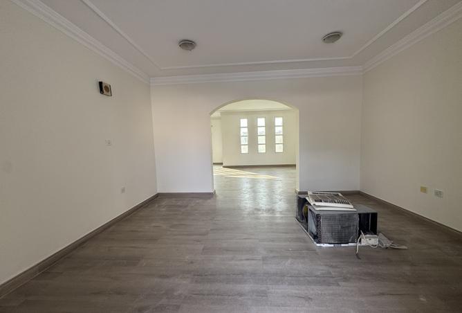 970451 - Property Image 3