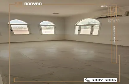 شقة - غرفة نوم - 1 حمام للايجار في شارع ام السنيم - عين خالد - الدوحة