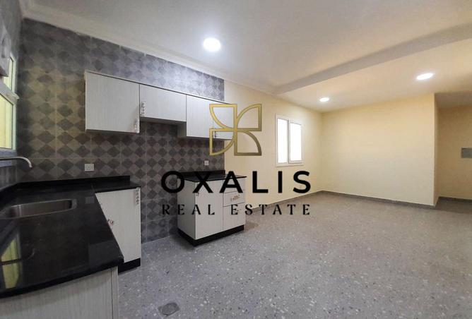 1004934 - Property Image 3