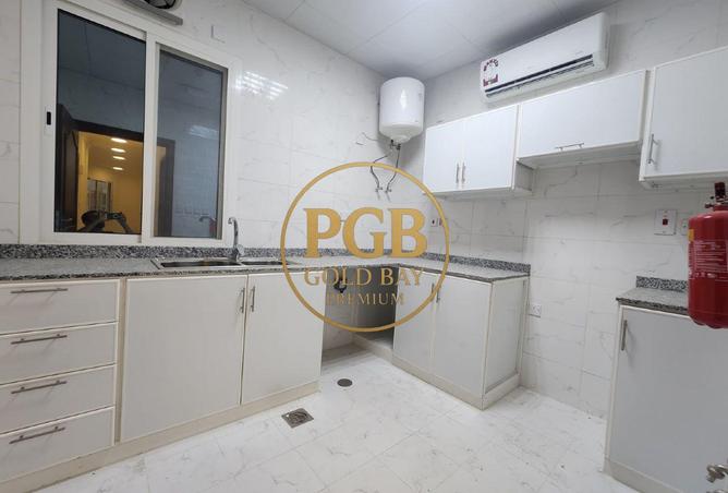 946639 - Property Image 2