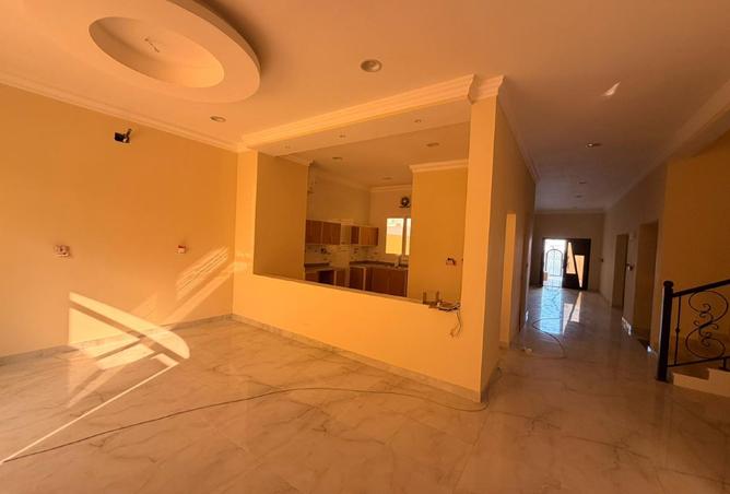 998030 - Property Image 2