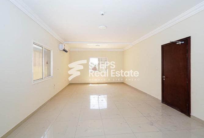 962358 - Property Image 3