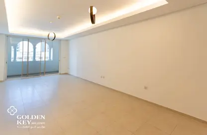 Apartment - 1 Bedroom - 2 Bathrooms for rent in Viva West - Viva Bahriyah - The Pearl Island - Doha