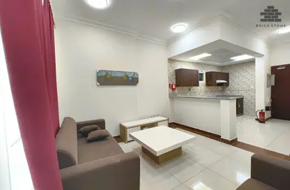 شقة - 2 غرف نوم - 2 حمامات للايجار في سومرست أل منصور - المنصورة - الدوحة