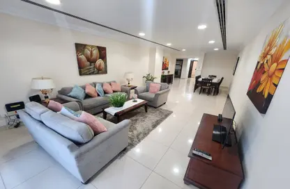Apartment - 2 Bedrooms - 2 Bathrooms for rent in Fereej Bin Mahmoud North - Fereej Bin Mahmoud - Doha