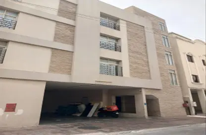 Apartment - 3 Bedrooms - 2 Bathrooms for rent in Madinat Khalifa South - Madinat Khalifa - Doha