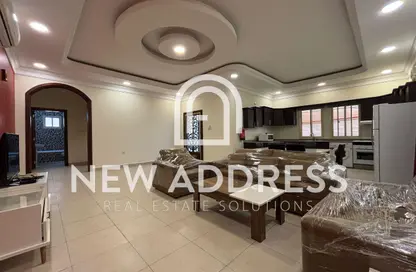 Apartment - 2 Bedrooms - 2 Bathrooms for rent in Al Maamoura - Al Maamoura - Doha