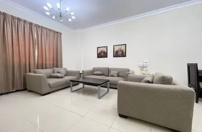 Apartment - 2 Bedrooms - 2 Bathrooms for rent in Al Sadd Road - Al Sadd - Doha