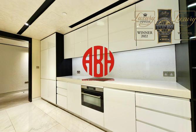 1002388 - Property Image 3