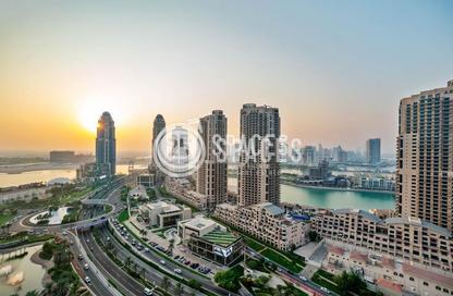 (بنتهاوس  (روف - 4 غرف نوم - 5 حمامات للايجار في طريق بورتو الغربي - بورتو أرابيا - جزيرة اللؤلؤة - الدوحة