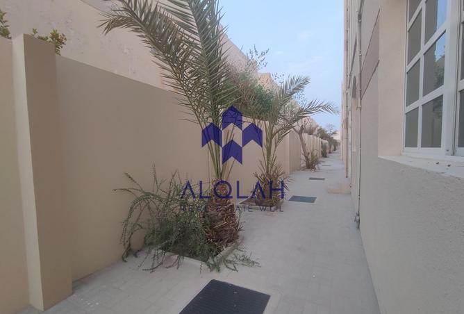 987766 - Property Main Image