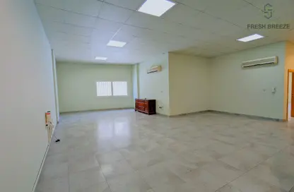 Apartment - 3 Bedrooms - 3 Bathrooms for rent in Anas Street - Fereej Bin Mahmoud North - Fereej Bin Mahmoud - Doha