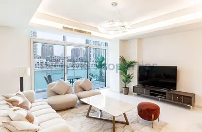 Apartment - 1 Bedroom - 2 Bathrooms for rent in Gewan Island - The Pearl Island - Doha