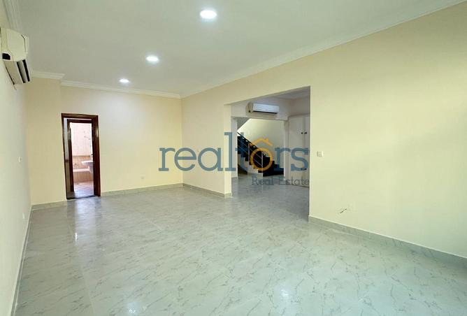 1001170 - Property Image 2