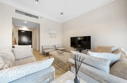 Apartment - 3 Bedrooms - 4 Bathrooms for rent in Carnaval - Qanat Quartier - The Pearl Island - Doha