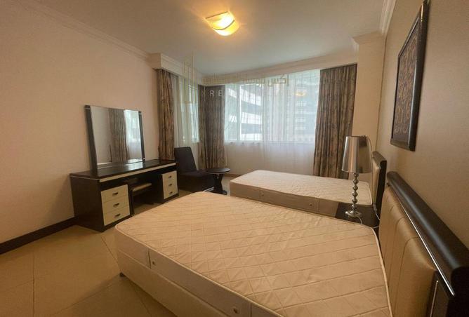 954465 - Property Image 3