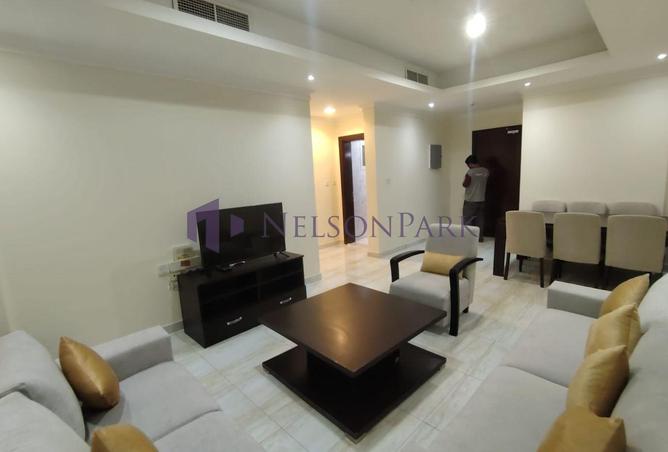963388 - Property Image 3