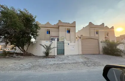 فيلا - 5 غرف نوم - 5 حمامات للايجار في مجمع الخور - الخور