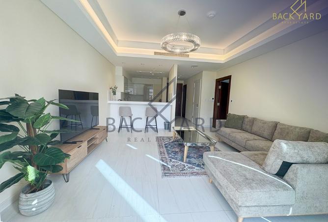 892633 - Property Image 3