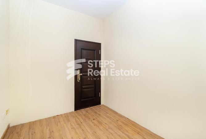 983236 - Property Image 3