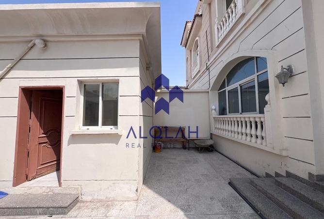 941785 - Property Image 2