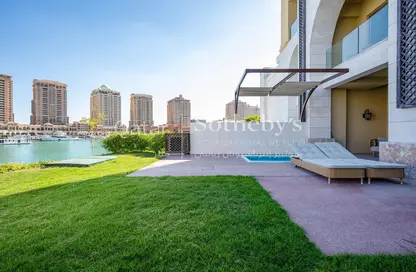 Terrace image for: Townhouse - 2 Bedrooms - 3 Bathrooms for sale in Marsa Arabia - The Pearl Island - Doha, Image 1