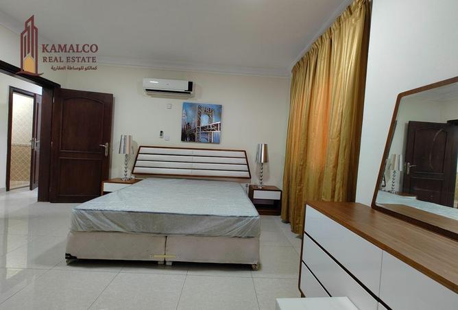 963911 - Property Image 3