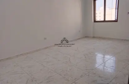 شقة - 2 غرف نوم - 2 حمامات للايجار في المنتزه - الدوحة