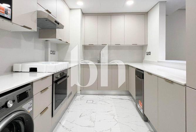 982552 - Property Image 3