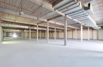 Warehouse - Studio for sale in East Industrial Street - Birkat Al Awamer - Al Wakra