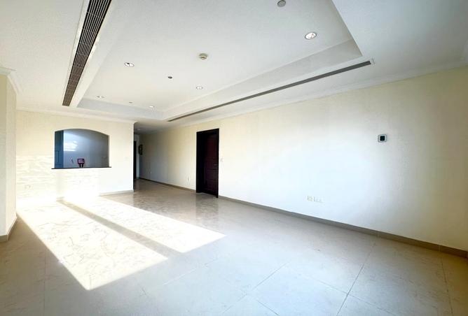 935793 - Property Image 2