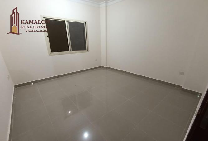 954594 - Property Image 2