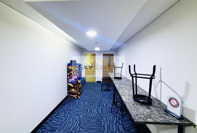 944305 - Property Image 2