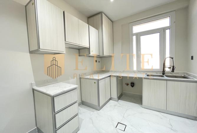 1002757 - Property Image 3