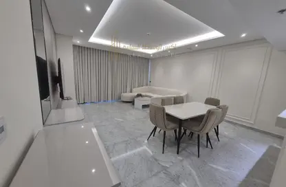 شقة - 2 غرف نوم - 3 حمامات للايجار في برج المارينا - منطقة المارينا - الوسيل شقة - 2 غرف نوم - 3 حمامات للايجار في برج المارينا - منطقة المارينا - الوسيل