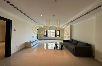 Apartment - 1 Bedroom - 2 Bathrooms for rent in East Porto Drive - Porto Arabia - The Pearl Island - Doha