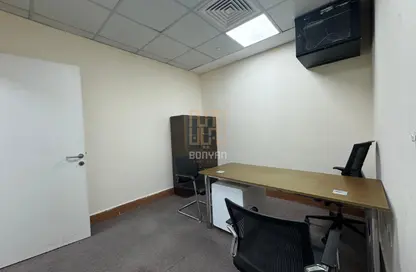 Office Space - Studio - 2 Bathrooms for rent in Umm Ghwailina Comm - Umm Ghuwalina - Umm Ghuwailina - Doha