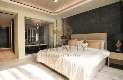 Apartment - 3 Bedrooms - 4 Bathrooms for rent in Tower 16 - Porto Arabia - The Pearl Island - Doha