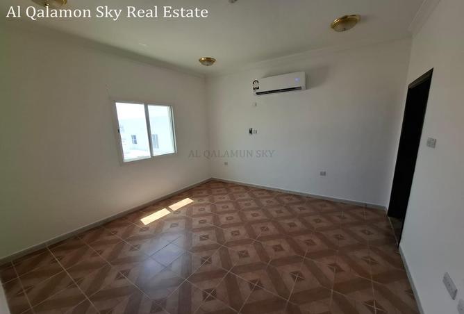 999886 - Property Image 2
