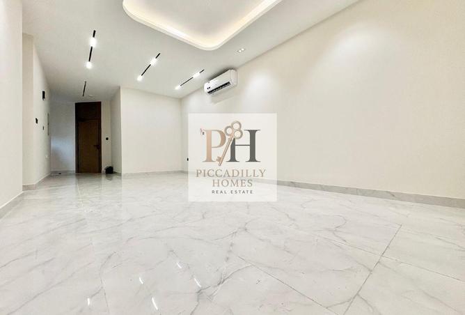 1008738 - Property Image 3