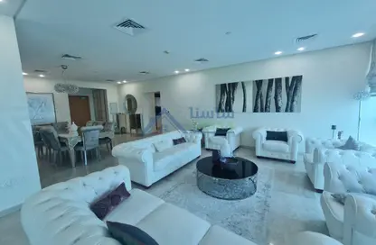 Apartment - 3 Bedrooms - 4 Bathrooms for rent in Zig Zag Tower A - Zig Zag Towers - West Bay - Doha
